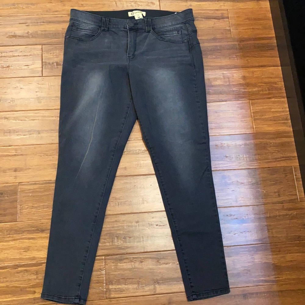 Democracy Jeans size 14